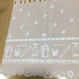 キッチンがらのカフェカーテン
