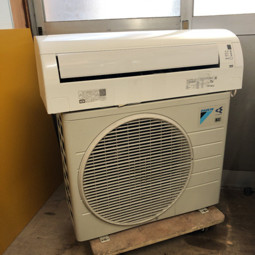 【工事無料】DAIKIN 2.2kwエアコン AN22VEBKS-W 2018年