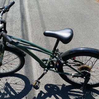 子供用自転車　６段変速　小学校３年生くらい〜