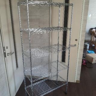 キャスター付メタルラック売ります。