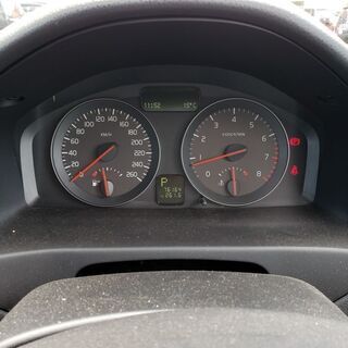 交換希望　VOLVO　c30 2.4i