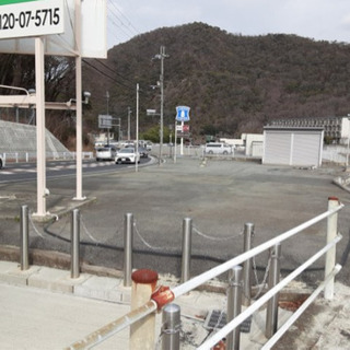 間口の広い幹線道路沿い貸し土地♫以前は車販売屋さん♫