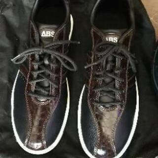 ボーリングのボール&シューズの画像