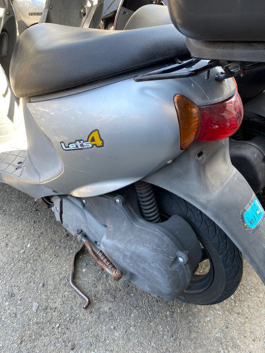 SUZUKI レッツ4 セル始動　4サイクル　原付メットイン　福岡市南区　
