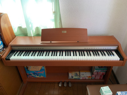 カシオ電子ピアノ　