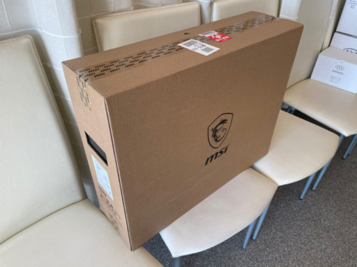 新品 MSI ゲーミングモニター Optix MAG241CV 湾曲