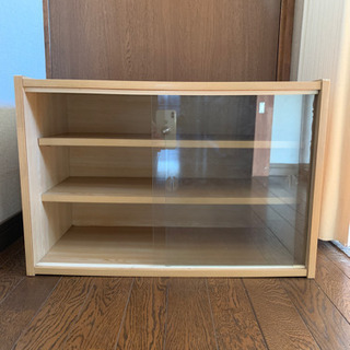 ガラス戸シェルフ　差し上げます♪