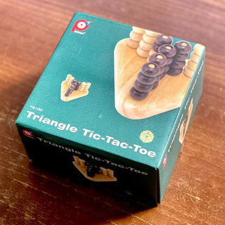 【未開封品】トライアングル4目並べ