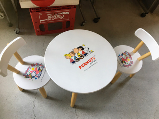 ●販売終了●子供用スヌーピー　机＆椅子　テーブルセット　中古品