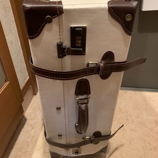 スーツケース　キャリーケース　0円の画像