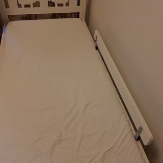イケヤ　キッズベッド