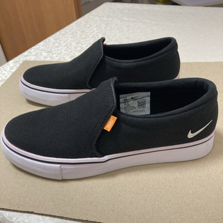 【美品】NIKE コートロイヤル（スリッポン）AC　ブラック　22.5cmの画像