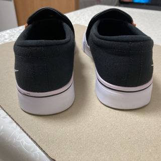 【美品】NIKE コートロイヤル（スリッポン）AC　ブラック　22.5cmの画像