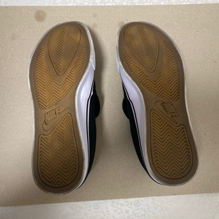 【美品】NIKE コートロイヤル（スリッポン）AC　ブラック　22.5cmの画像