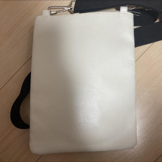 ヒスミニ  ショルダーバッグの画像