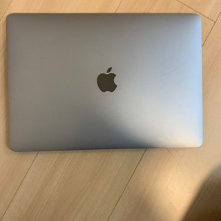 MacBookPro2016売ります(値段応相談)の画像