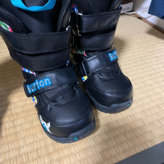 (決定済)無料 スノボ用ブーツ BURTON 18.5㌢の画像