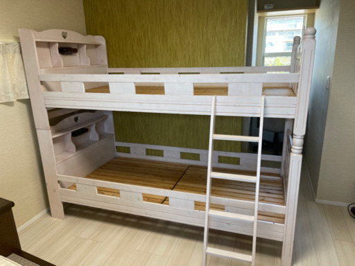 引き取り限定　2段ベッド　ホワイト系　ハートマーク