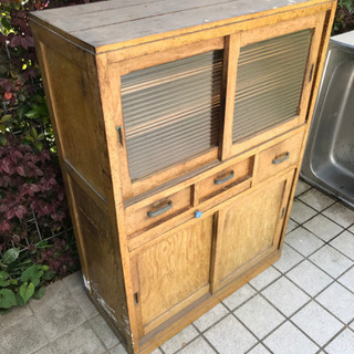 【激安】アンティーク食器棚