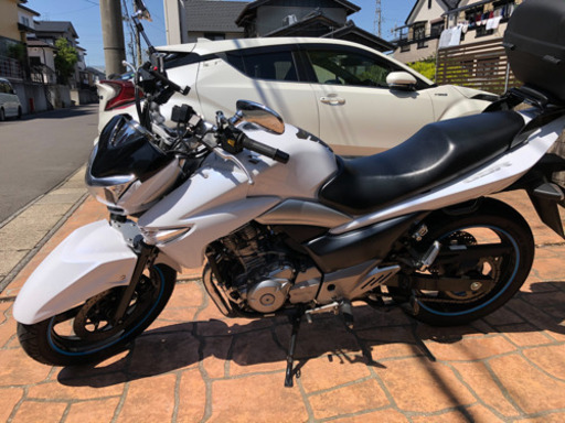 スズキ　GSR250 ホワイト　値下げしました