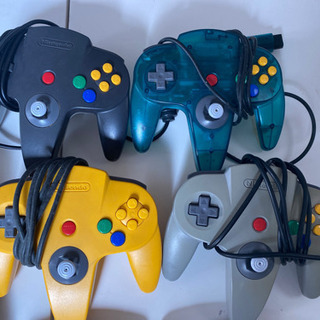 中古品　ニンテンドー64 の画像