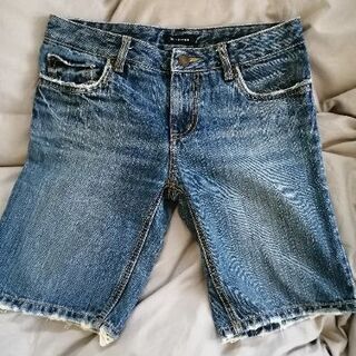 レディース　ジーンズハーフパンツ