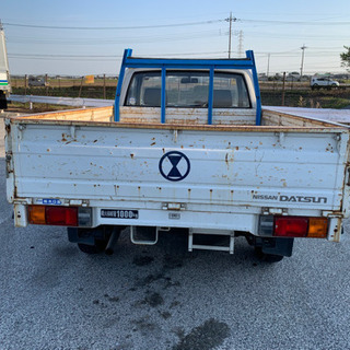ニッサン　平成7年　ダットサンの画像