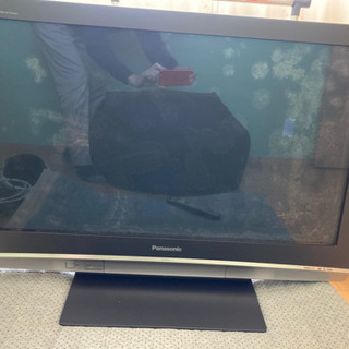 無料　パナソニック製　37型テレビ