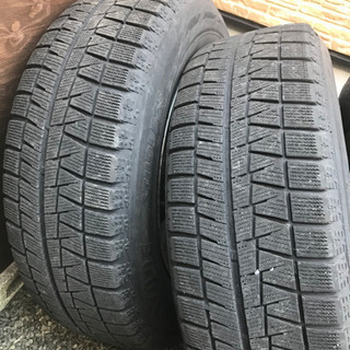 スタッドレスBS215/65R16アルファード純正の画像