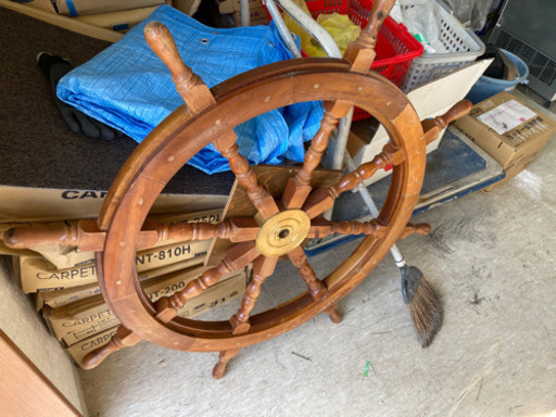 舵？　船のハンドル　飾りに