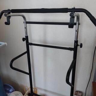 懸垂スタンド　ぶら下がり健康器　チンニングスタンド