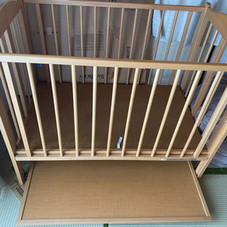 ベビーベッド　　スリーピーのベッドの画像