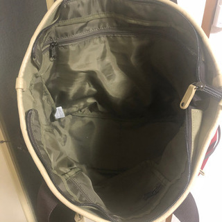 収納たっぷり HANGTEN トートバッグの画像