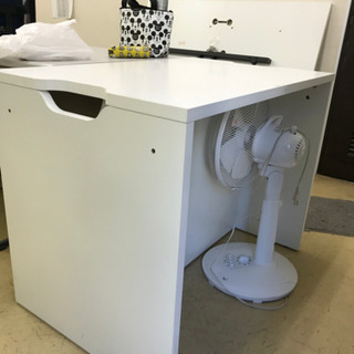 コンピュータのテブル