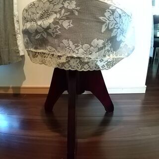 椅子　スツールの画像