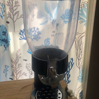 ポップンディスペンサー(フードディスペンサー) ブラックの画像