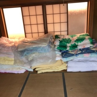 布団、座布団の画像