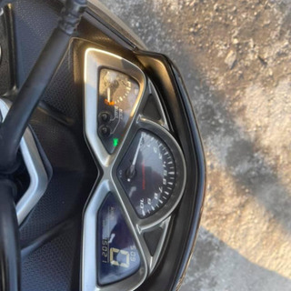 ヤマハ SMAX 機関良好♪ 低走行！1万キロ代！ 外観良好♪  通勤通学にオススメ♪ 走行テスト済み  関東圏内即日配送可能です！の画像