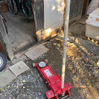 アストロ製3トン低床ガレージジャッキの画像