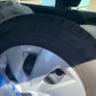 スタッドレスタイヤ　ブリザック165/70R14