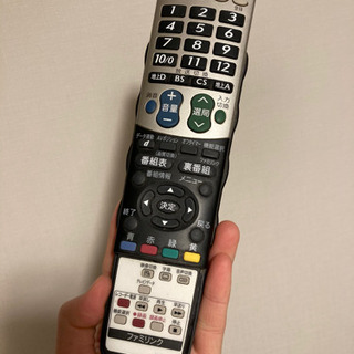 SHARP AQUOS 32型テレビ　型番LC-32E8