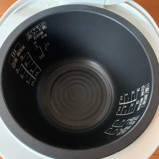 炊飯器の画像