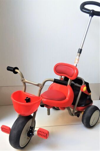 乗用玩具 アイデス カーゴ 三輪車 ides CARGO 幼児用 児童用 子供用 車 乗り物  手押し 後ろから操作できる「かじとり式」