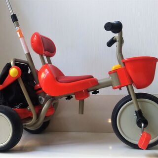 乗用玩具 アイデス カーゴ 三輪車 ides CARGO 幼児用 児童用 子供用 車 乗り物  手押し 後ろから操作できる「かじとり式」の画像