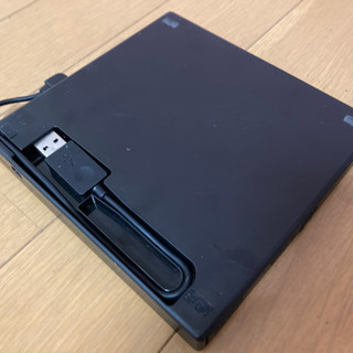 Logitee ポータブルDVDプレーヤーの画像