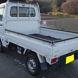 決まりました！サンバートラック4WD　人気のエアコン付き！ 5速+EL タイベル・ウォーポン交換済！車検満タン令和5年4月まで！調子良好！の画像