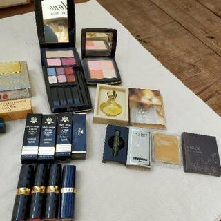 【只今取引中★激安】ブランドコスメの画像