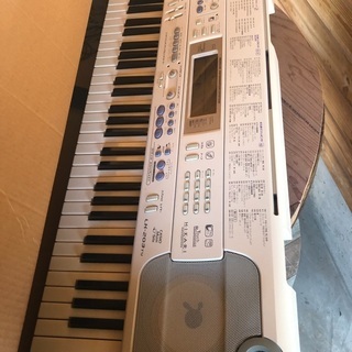 電子ピアノの画像