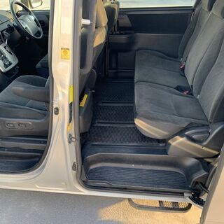 仙台☆H23ヴォクシーウェルキャブ車☆助手席リフトアップシート☆福祉車両☆車検R4.2迄！整備済みで絶好調！の画像