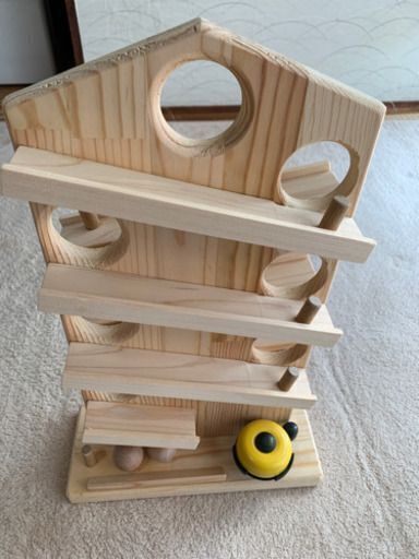 手作り国産木のおもちゃ　コロコロ落ちて音が鳴る　繰り返し一人で遊べる